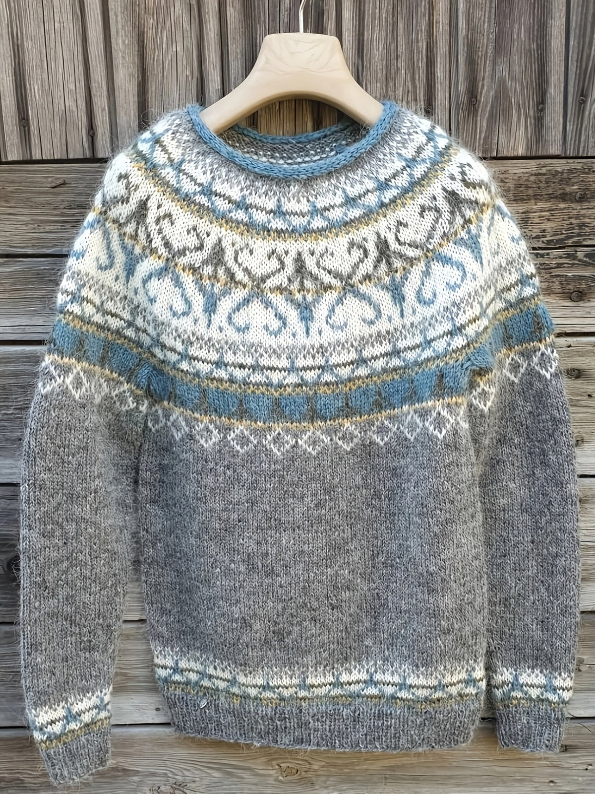 Luxe | Elegant and Warm Nordic Sweater for Winter