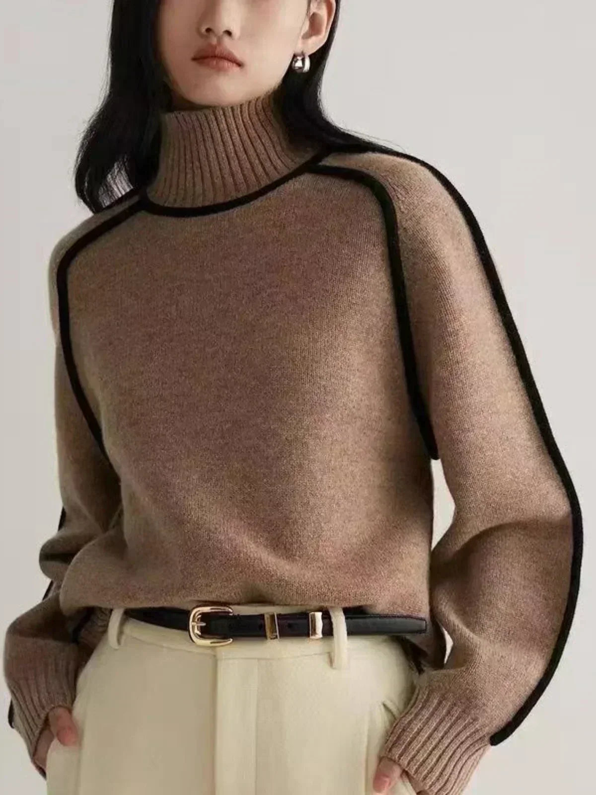 Donna | Elegant Turtleneck sweater